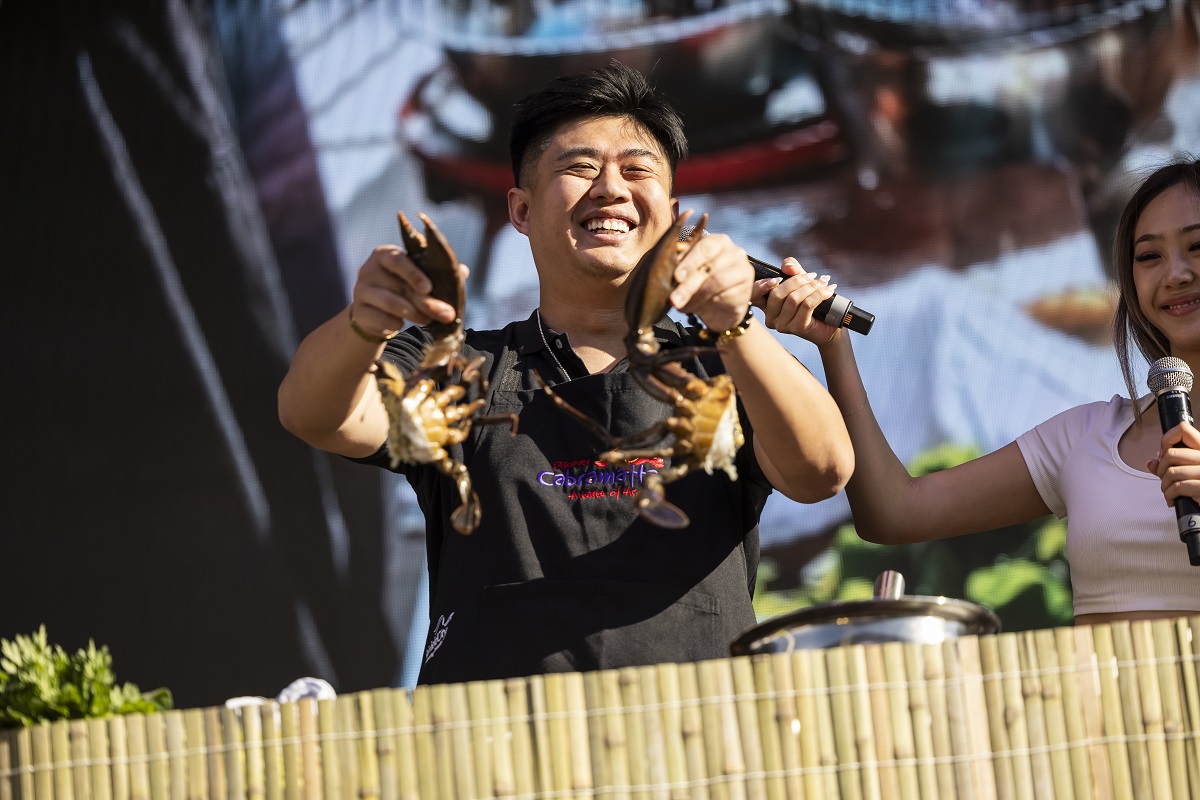 2024 Cabramatta Moon Festival Vincent Lim by Ken Leanfore