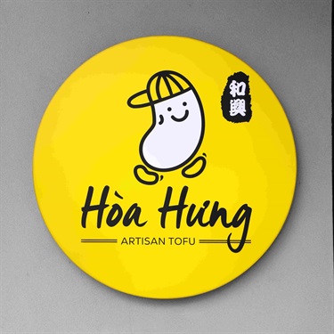 Hoa Hung shop sign.