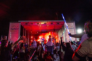 Illuminate-stage-with-crowd.jpg